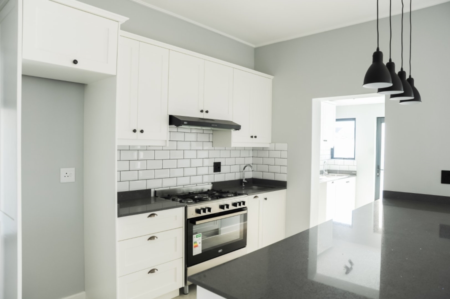 3 Bedroom Property for Sale in Mykonos Western Cape